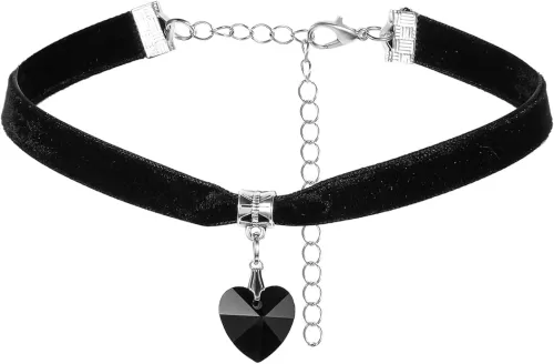 Black Choker Necklaces for Woman Heart Choker Necklace Adjustable Black Velvet Choker for Women Goth Personalized Collar Chain Love Soft Y2k Aesthetic Necklace