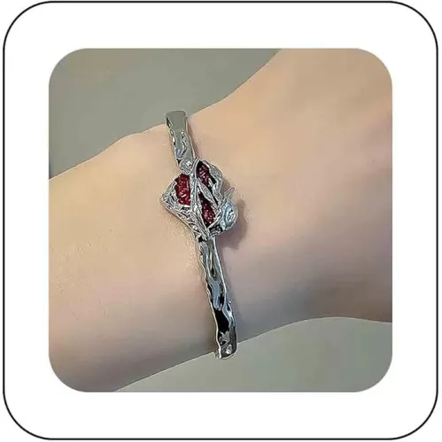 Punk Red Enamel Heart Hand Bracelet Vintage Love Heart Bangle Bracelet Silver Heart Hand Cuff Bracelet Cuff Open Adjustable Bracelet Jewelry for Women