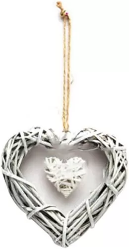 zaoalife Valentines Wreath, Heart Shape Wicker Woven Wreaths, Heart Shaped Wreath Sign Wall Decor, Rattan Heart Wreath for Front Door Heart Wreath