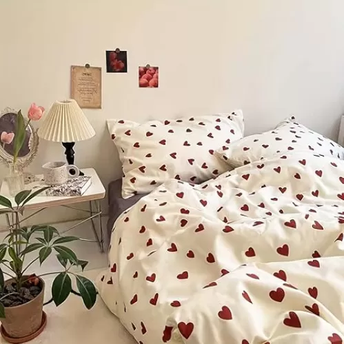 Nayoroom Heart Duvet Cover Queen Size Kids Girls Cute Red Heart Printed on White Bedding Set 3Pcs Soft Lightweight Microfiber Kawaii Heart-Shaped Pattern Comforter Cover with Zipper Closure