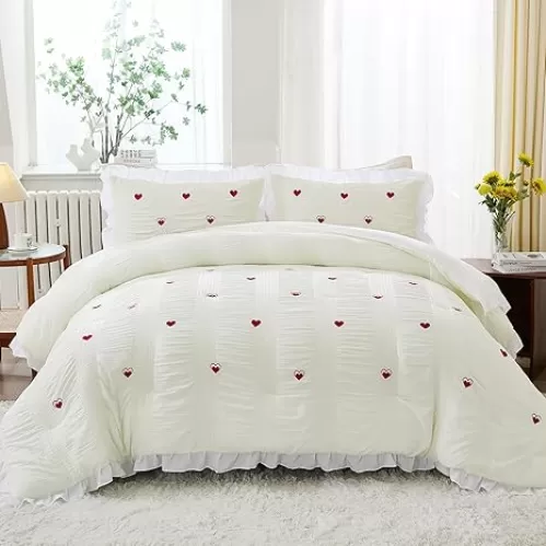 White Seersucker Comforter Set Pleated Ruffle Bedding White Red Love Heart Embroidery Pattern Romantic Country Style Shabby Chic Fluffy Bedding Comforter King Size Bed Set